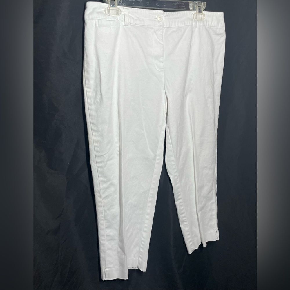 Women’s Counterparts White Flat Front Capris Size 10 EPC